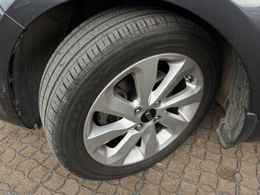 Kia Rio 2016 Harmaa