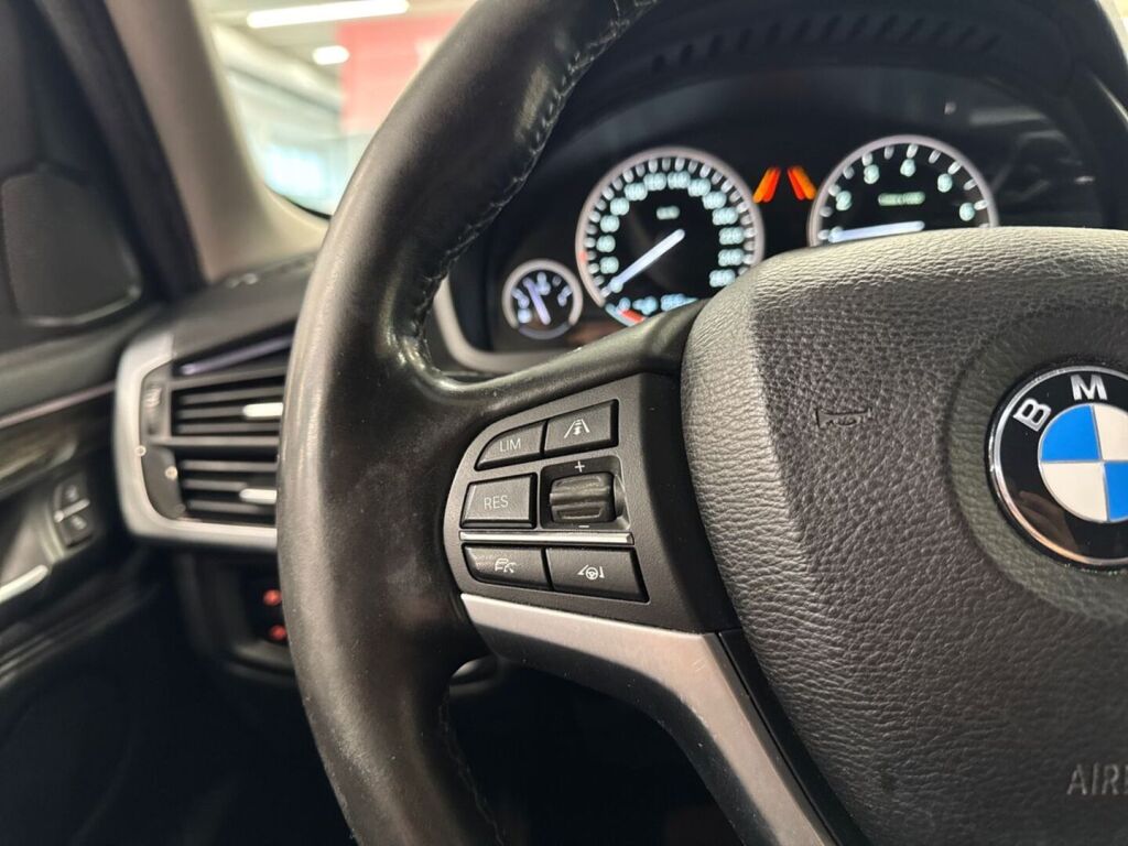 BMW X5 2016 Musta