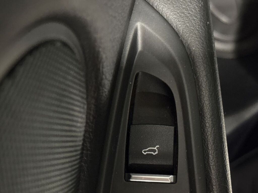 BMW X5 2016 Musta
