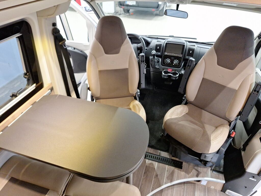 Adria Twin 600 SP 2016 Harmaa