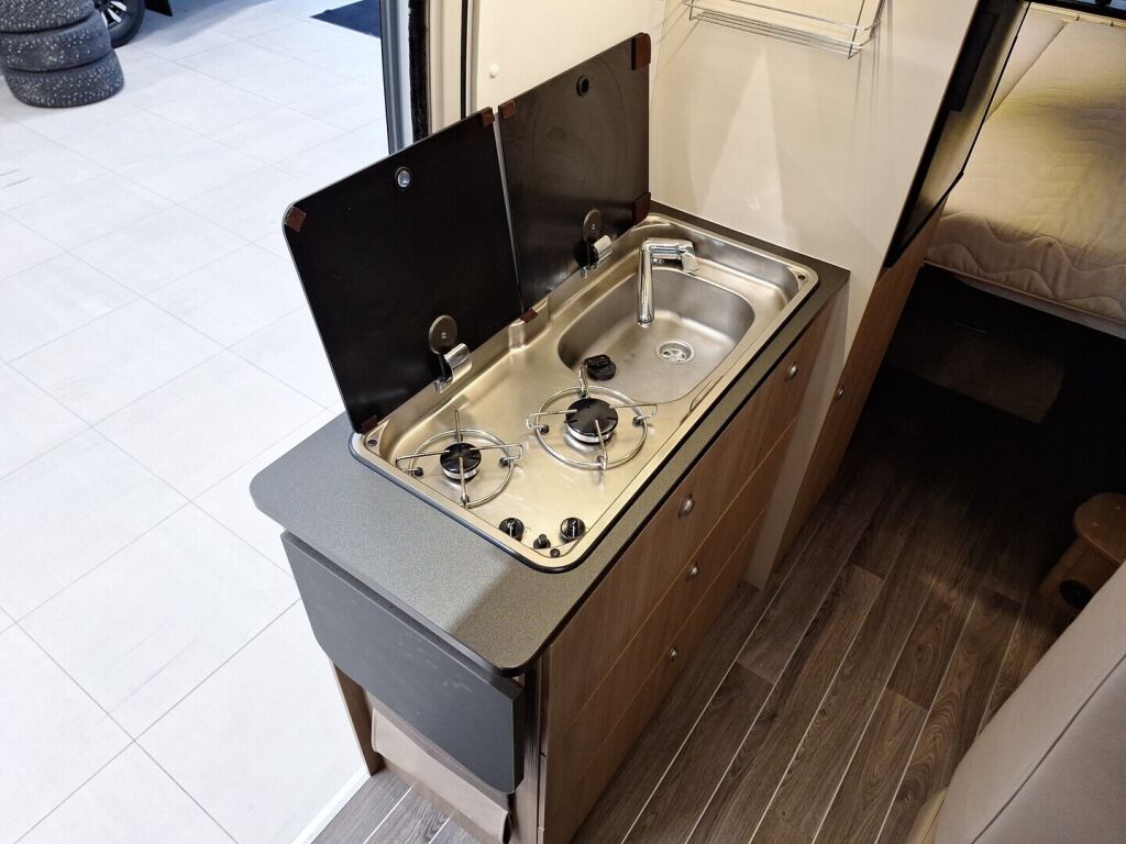 Adria Twin 600 SP 2016 Harmaa