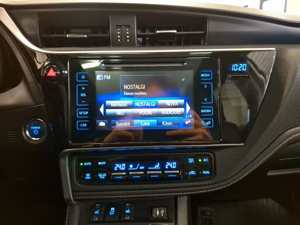 Toyota Auris 2016 Valkoinen