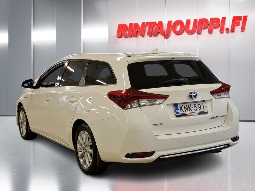 Toyota Auris 2016 Valkoinen