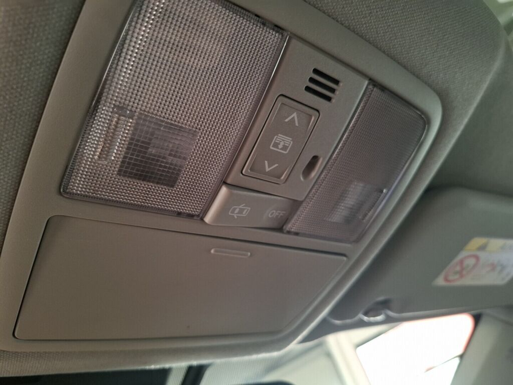 Toyota Auris 2016 Valkoinen