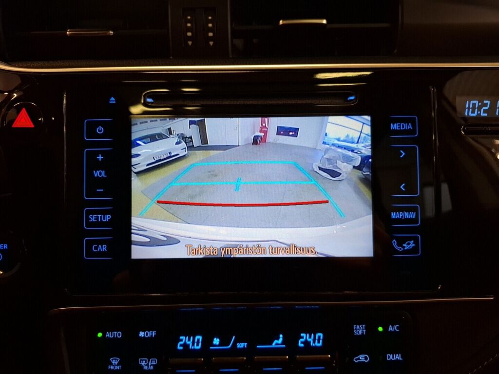 Toyota Auris 2016 Valkoinen