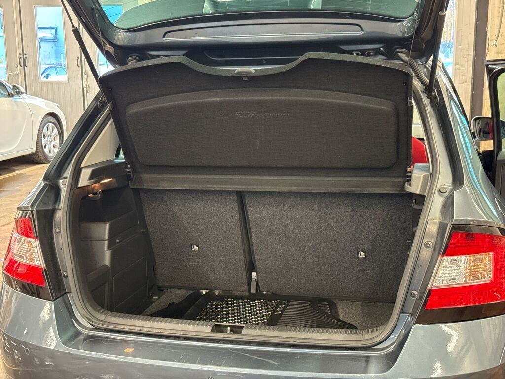 Skoda Fabia 2016 Harmaa