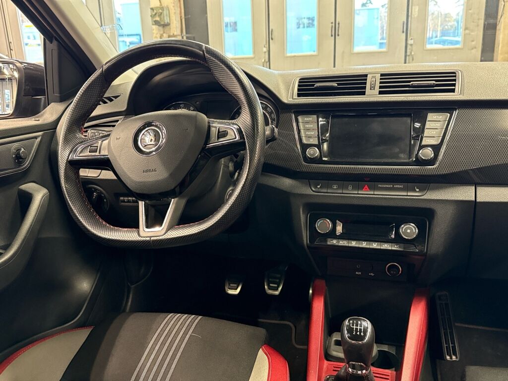 Skoda Fabia 2016 Harmaa