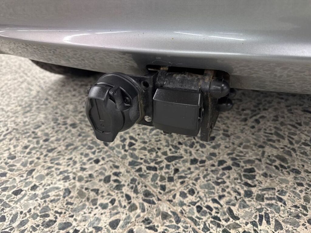 Honda Jazz 2016 Metallinhohto Harmaa