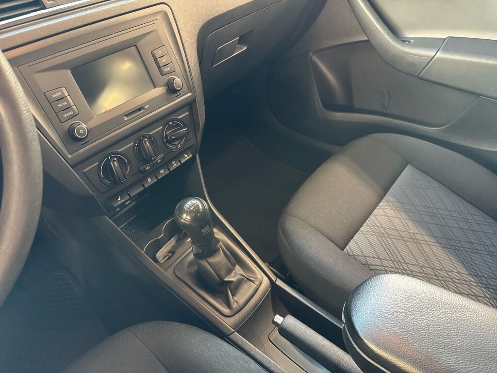 Seat Toledo 2016 Musta