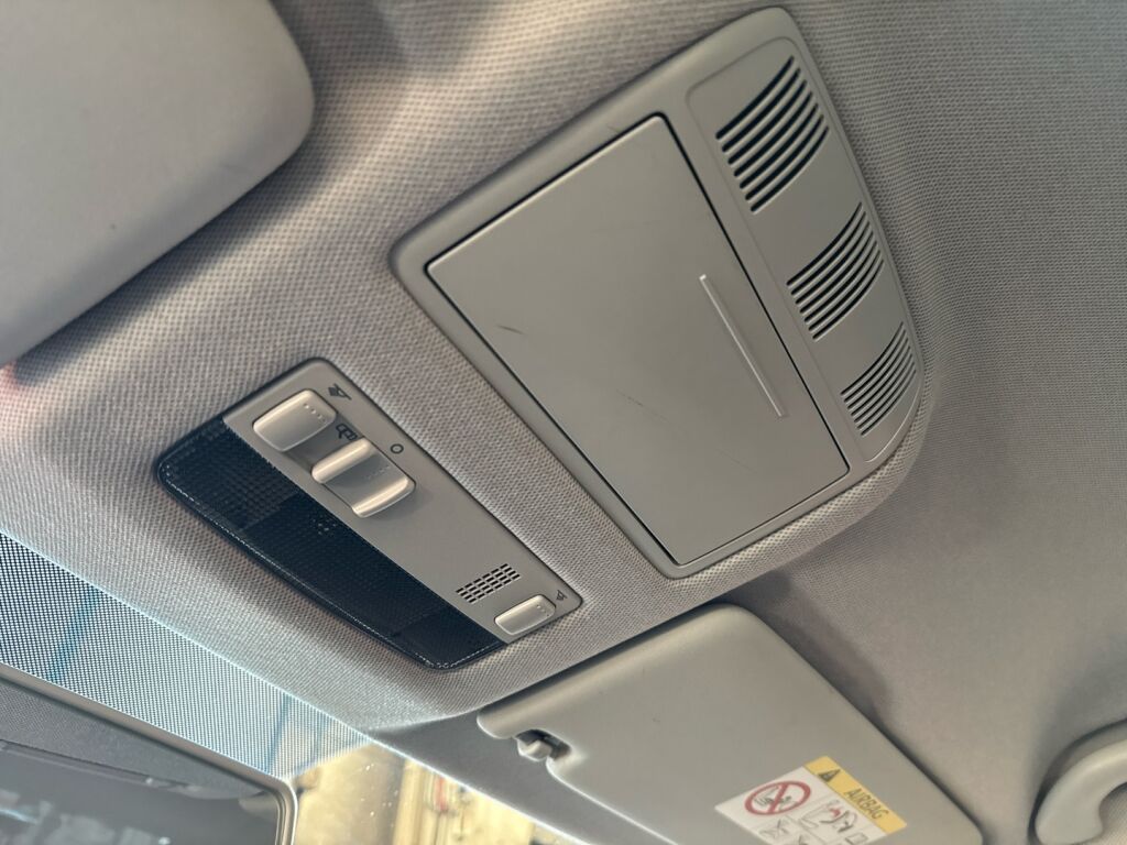 Seat Toledo 2016 Musta