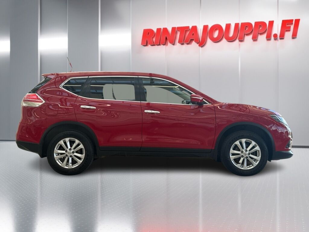 Nissan X-Trail 2016 Punainen