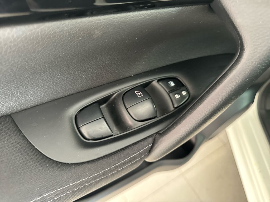 Nissan Qashqai 2016 Valkoinen