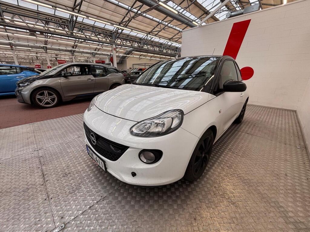Opel Adam 2016 Valkoinen