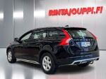 Volvo V60 Cross Country 2016 Musta