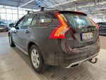 Volvo V60 Cross Country 2016 Musta