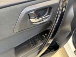 Toyota Auris 2016 Valkoinen