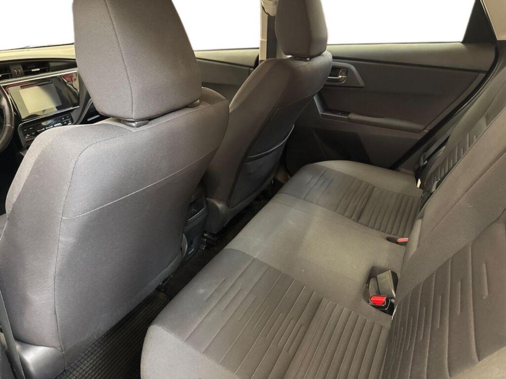 Toyota Auris 2016 Valkoinen