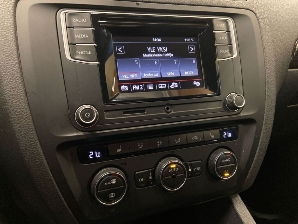 Volkswagen Jetta 2016 Sininen