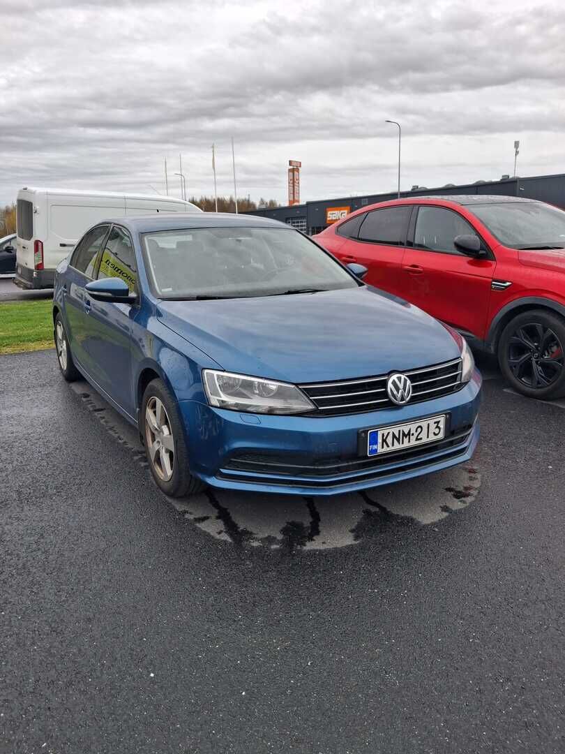 Volkswagen Jetta 2016 Sininen