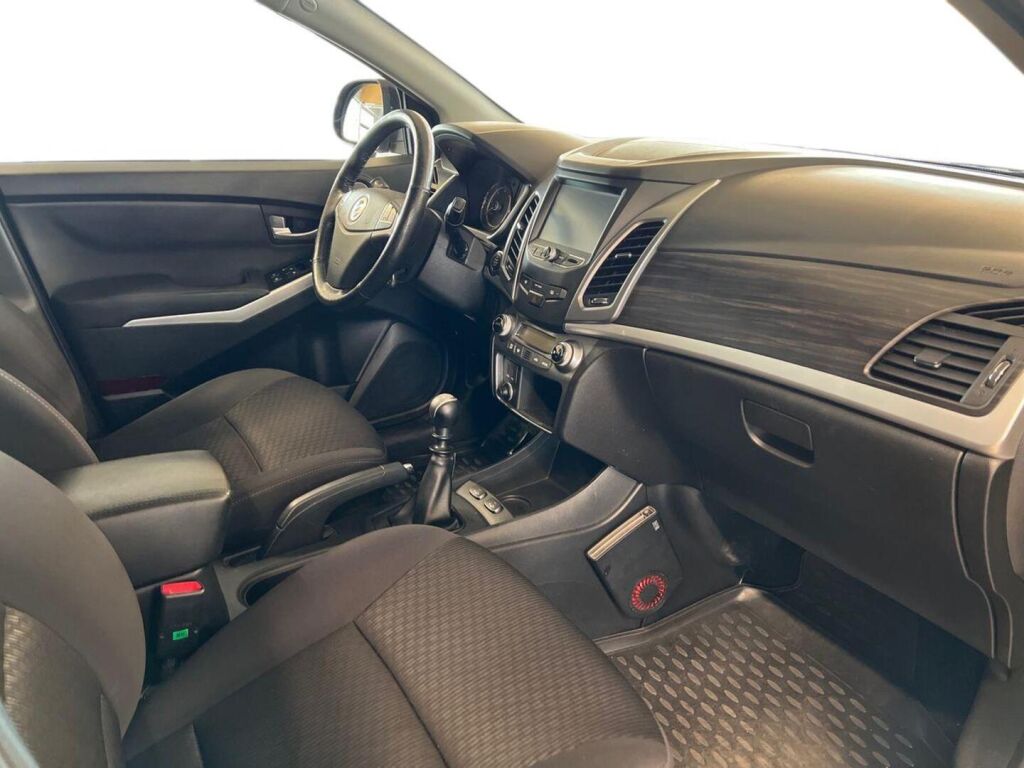 Ssangyong Korando 2016 Musta