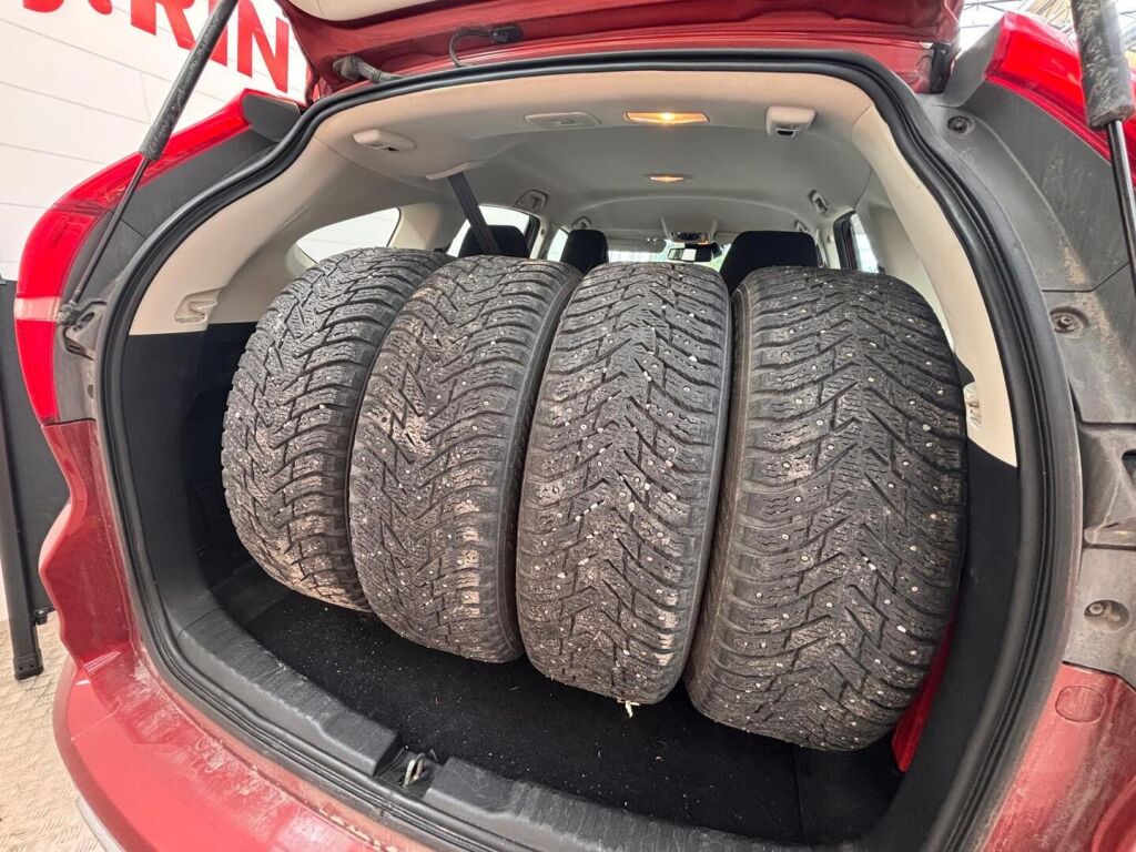 Honda CR-V 2016 Punainen