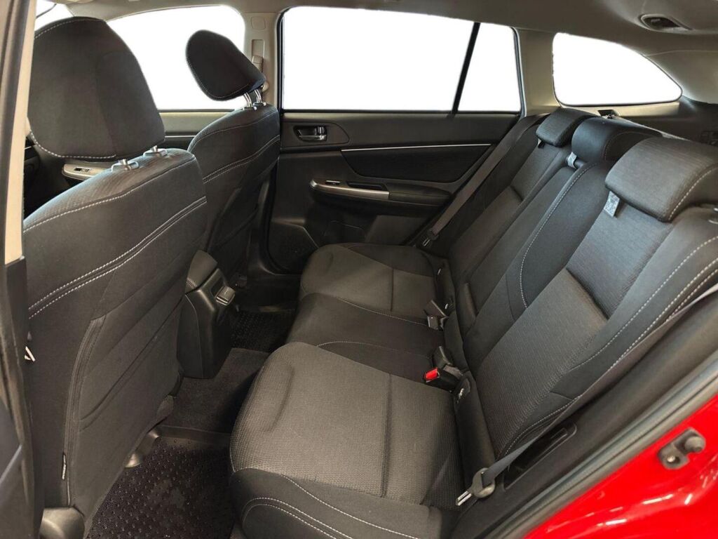 Subaru Levorg 2016 Punainen