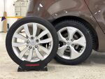 Kia Carens 2016 Ruskea (beige)
