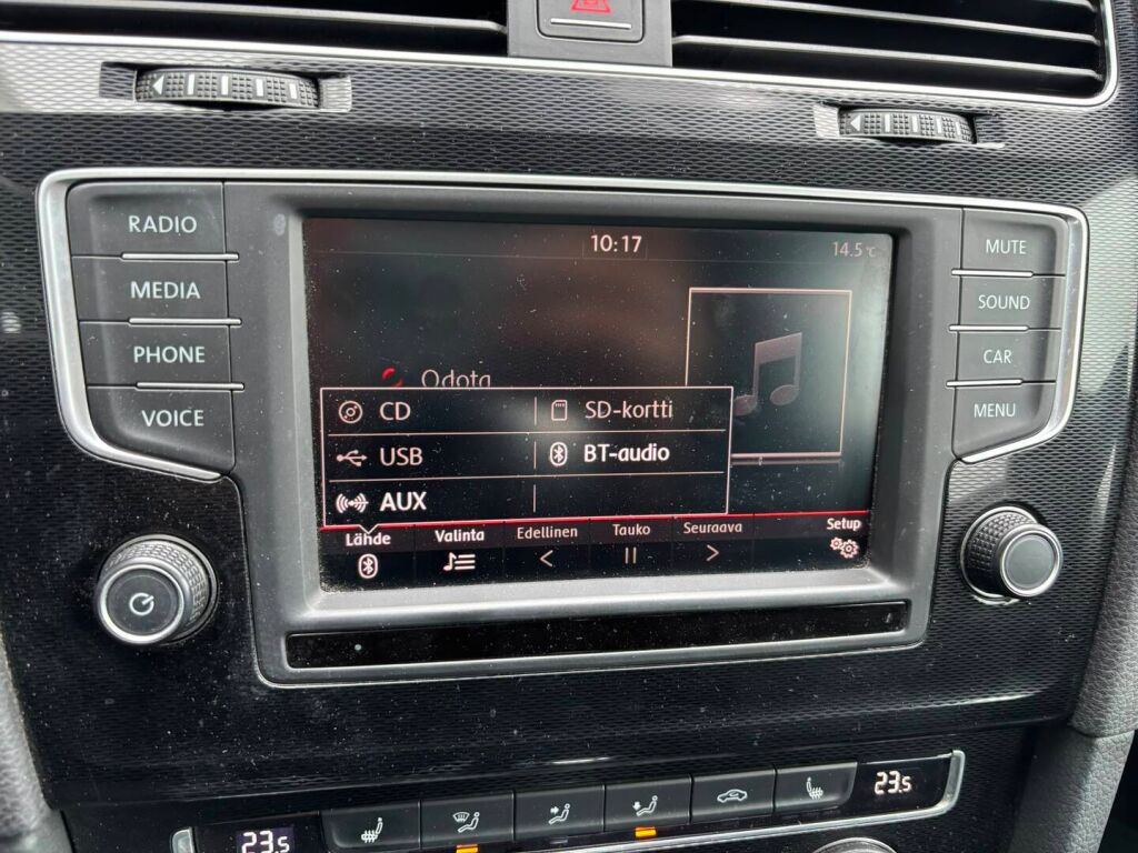 Volkswagen Golf 2016 Valkoinen