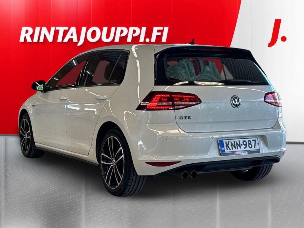 Volkswagen Golf 2016 Valkoinen