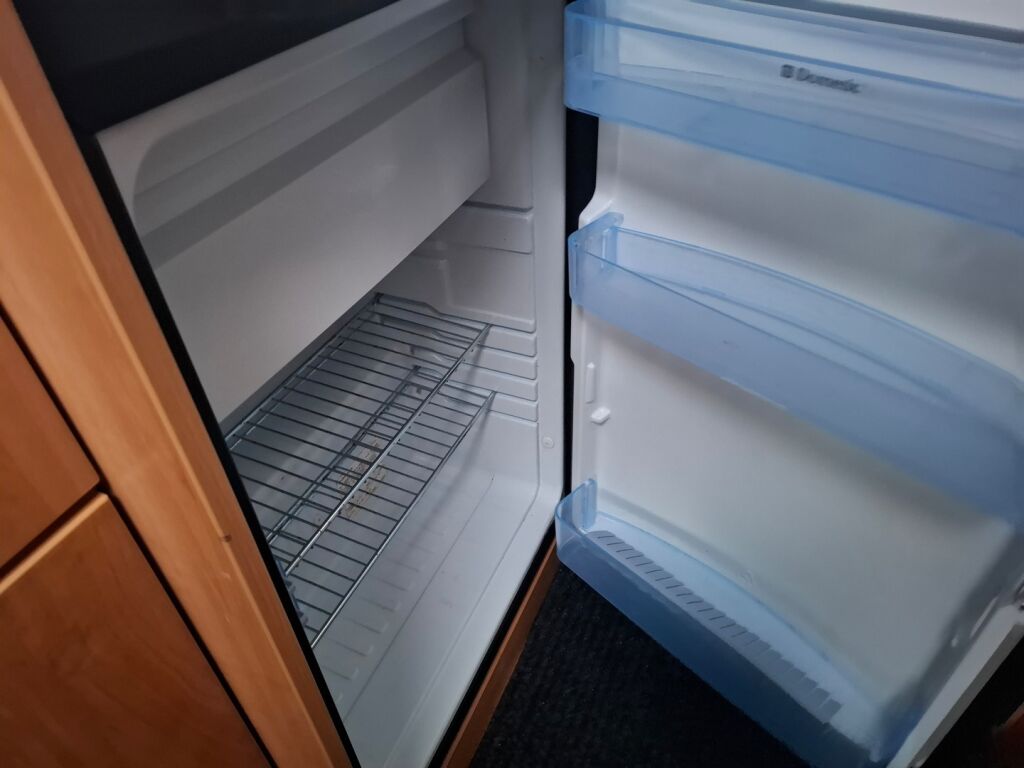 Dethleffs GLOBEBUS 2015 Sininen