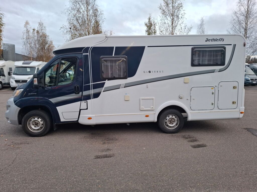 Dethleffs GLOBEBUS 2015 Sininen