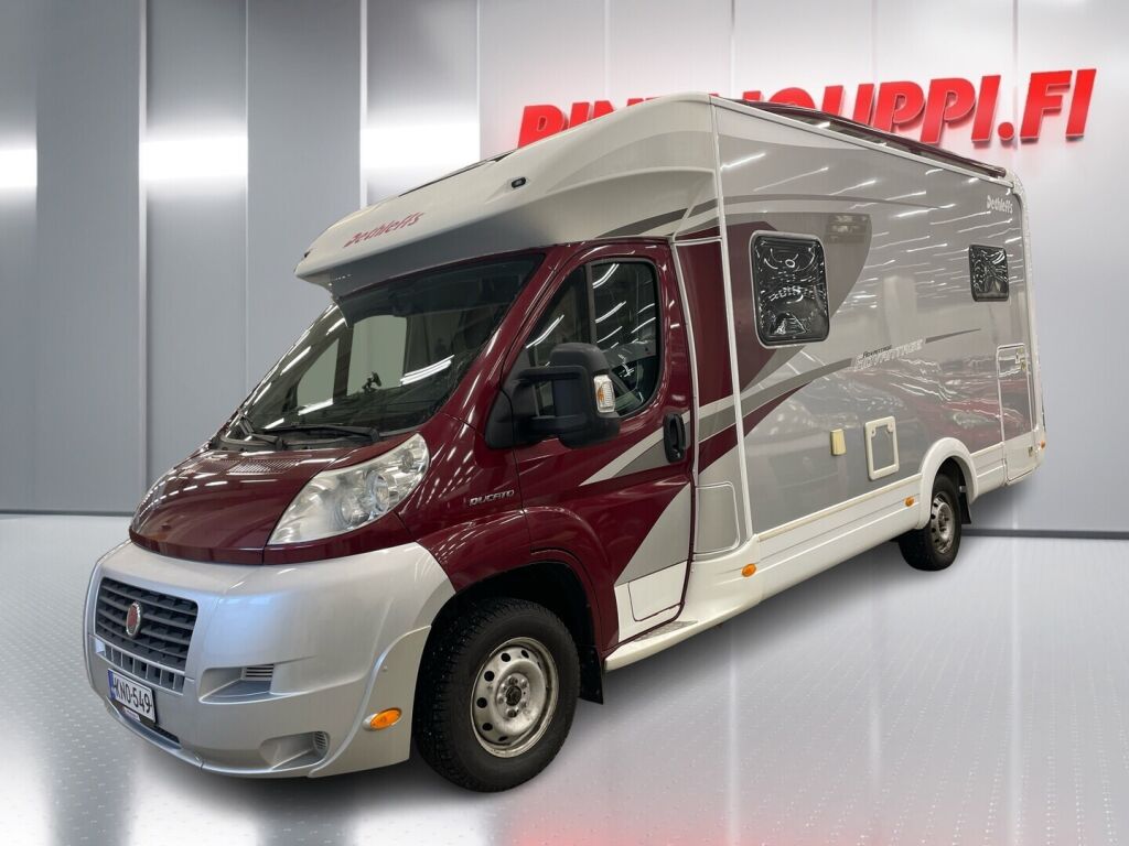 Dethleffs Advantage T 6051 2012 Punainen