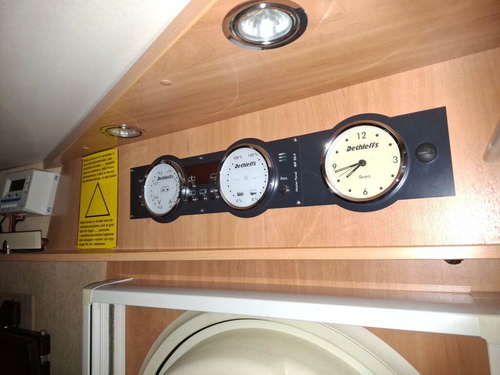 Dethleffs Advantage T 6051 2012 Punainen