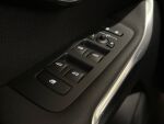 Volvo V40 2017 Musta