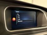Volvo V40 2017 Musta