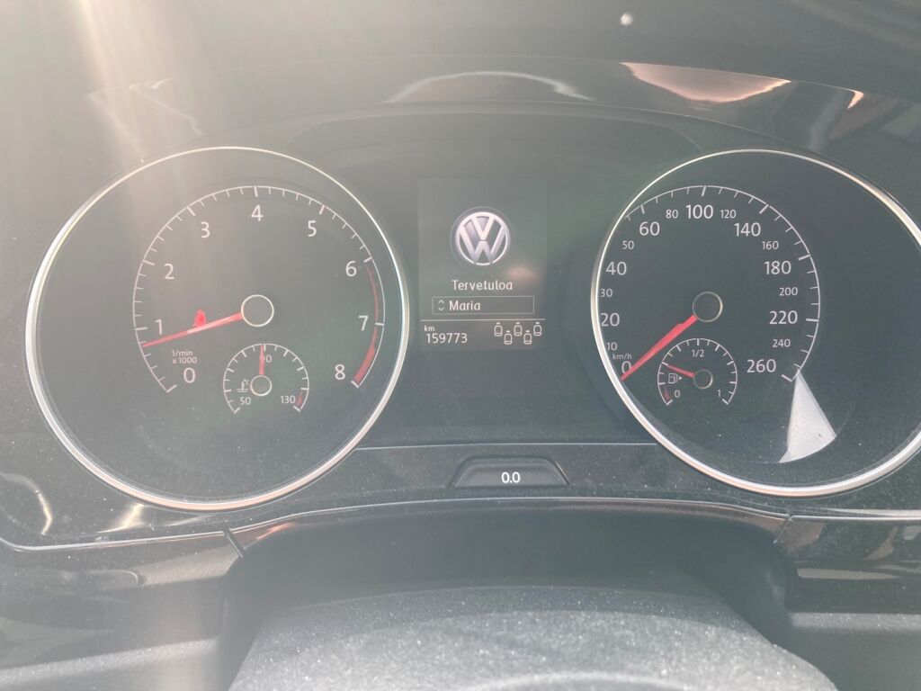Volkswagen Touran 2016 Valkoinen