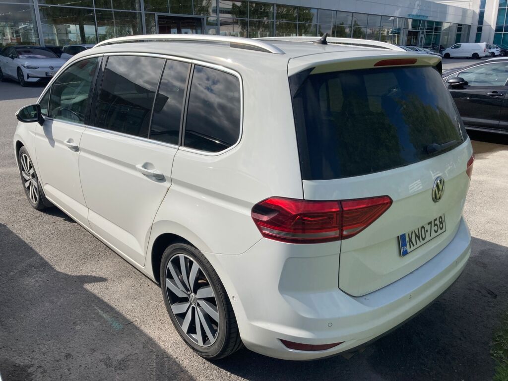 Volkswagen Touran 2016 Valkoinen
