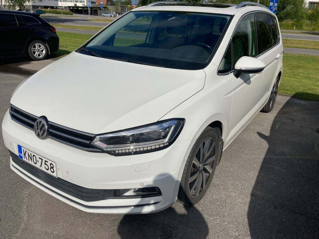 Volkswagen Touran 2016 Valkoinen