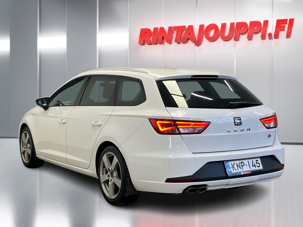 Seat Leon ST 2016 Valkoinen