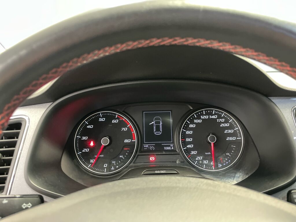 Seat Leon ST 2016 Valkoinen