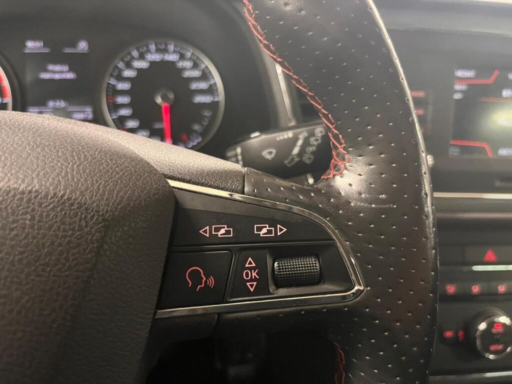 Seat Leon ST 2016 Valkoinen