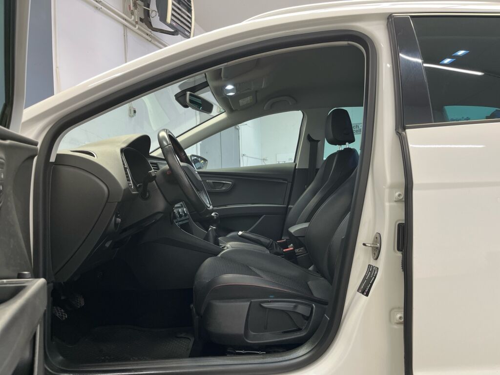 Seat Leon ST 2016 Valkoinen