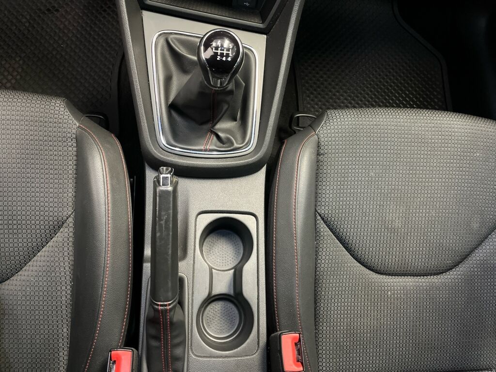 Seat Leon ST 2016 Valkoinen