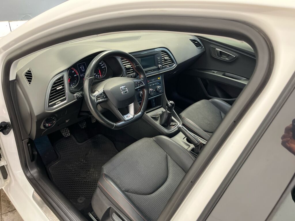 Seat Leon ST 2016 Valkoinen