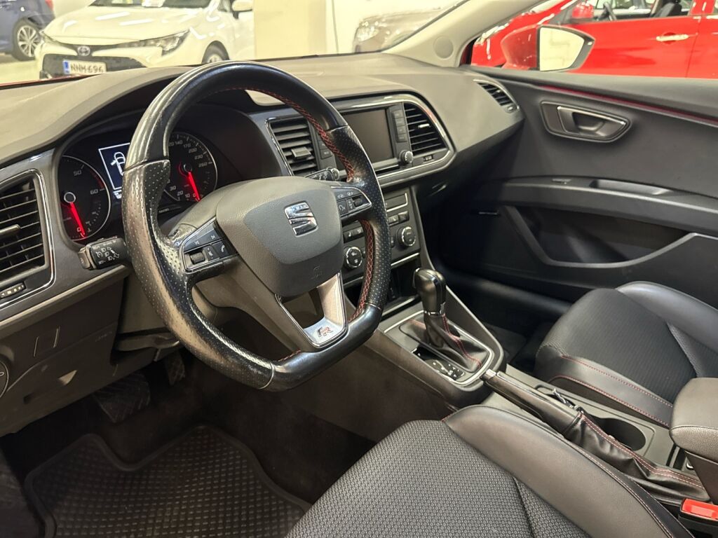 Seat Leon ST 2016 Punainen
