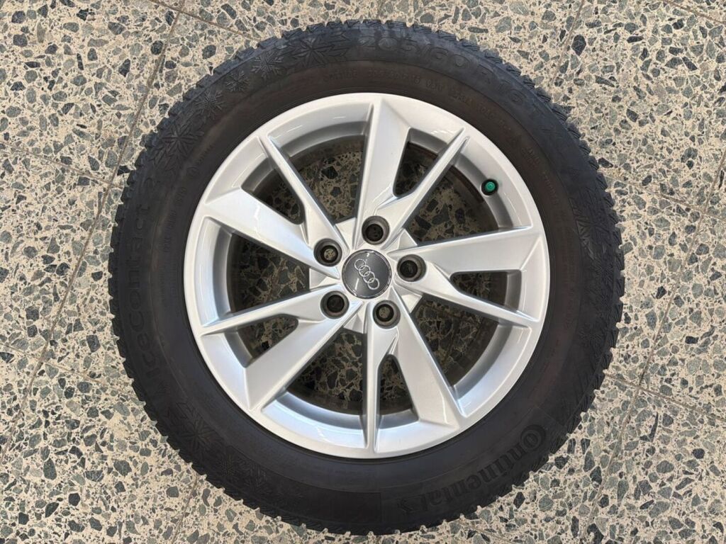 Audi A4 2016 Harmaa