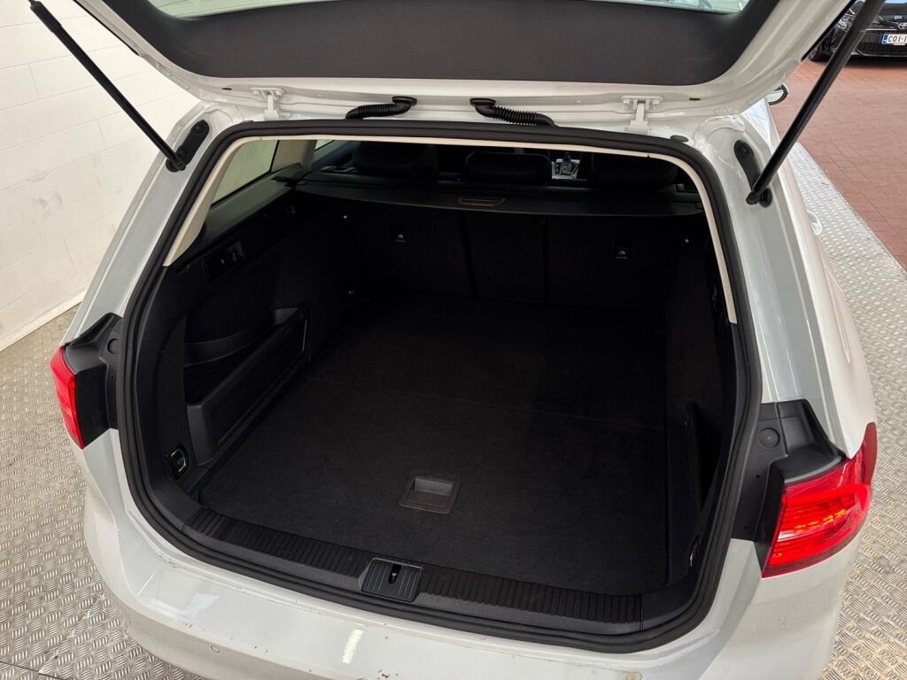 Volkswagen Passat 2016 Valkoinen