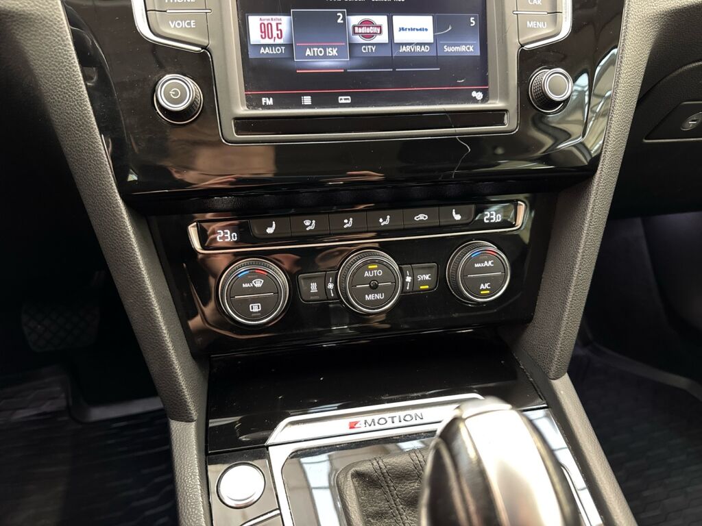 Volkswagen Passat 2016 Valkoinen