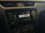 Skoda Octavia 2016 Musta