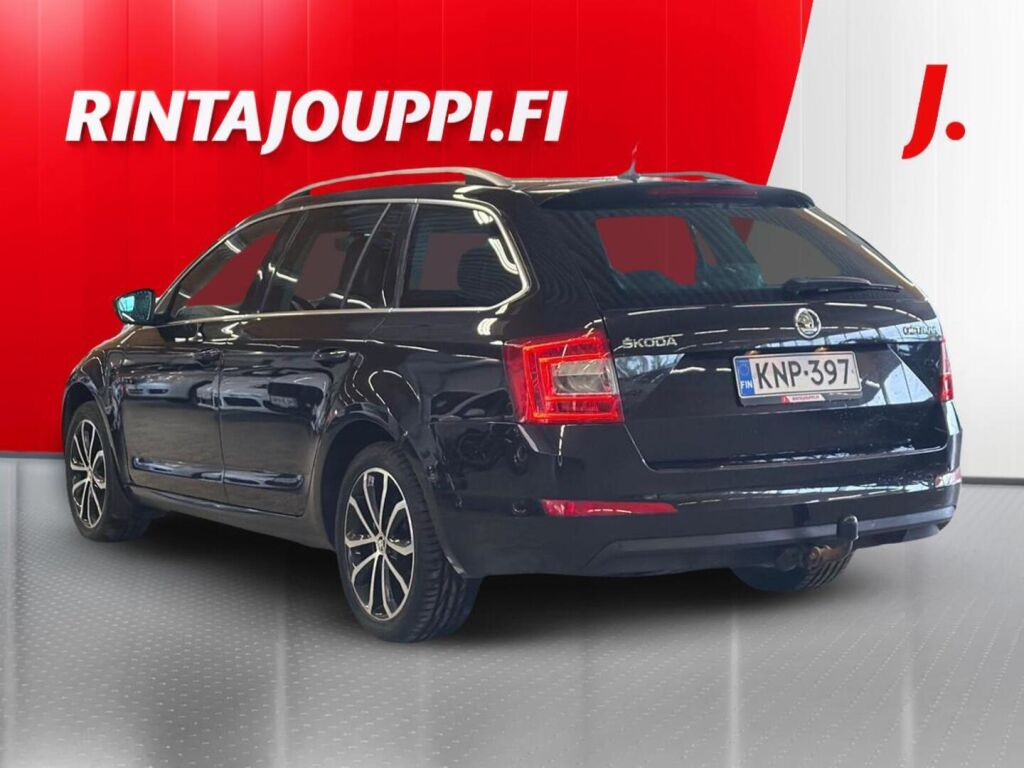 Skoda Octavia 2016 Musta